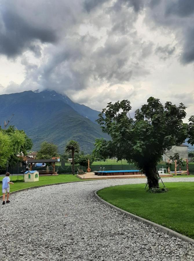 B&B Zia Vivina Sorico Bagian luar foto