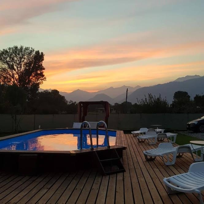 B&B Zia Vivina Sorico Bagian luar foto