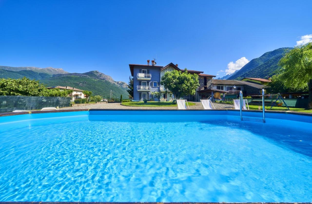 B&B Zia Vivina Sorico Bagian luar foto
